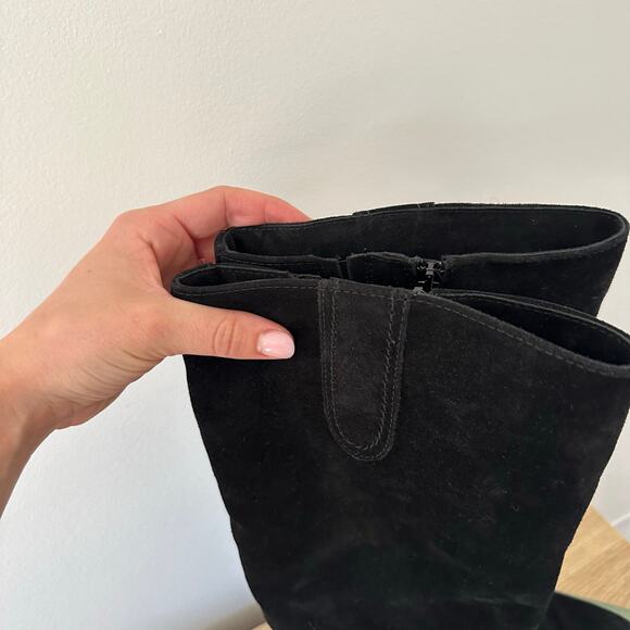 La Canadienne Suede Block Heels Pull On Boots Black 8.5 - Picture 5 of 9